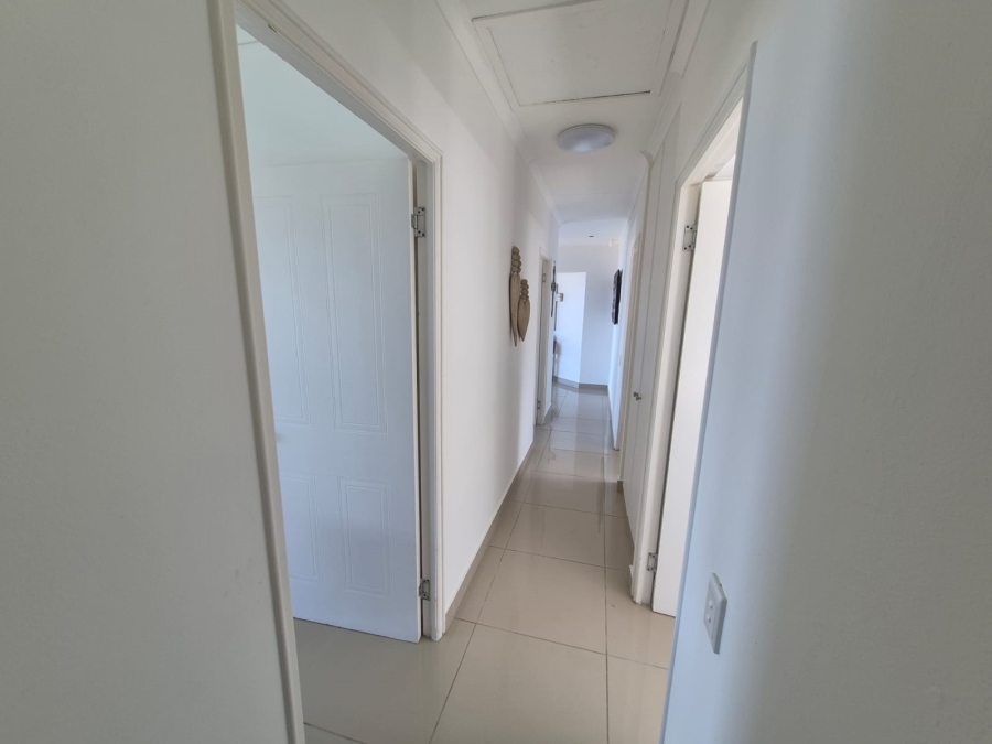 5 Bedroom Property for Sale in Dana Bay Western Cape